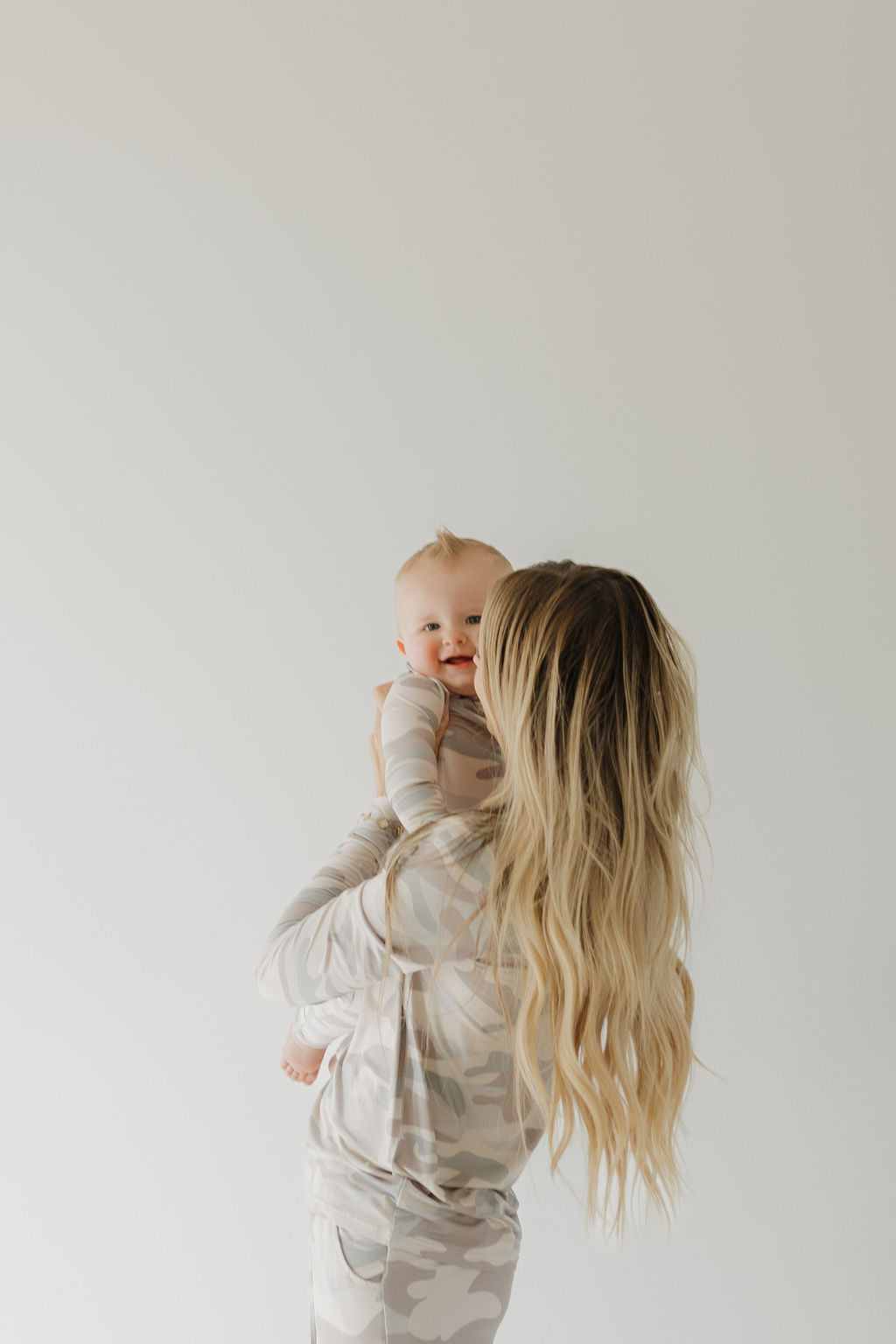 Women's Long Sleeve Bamboo Pajama | Camo