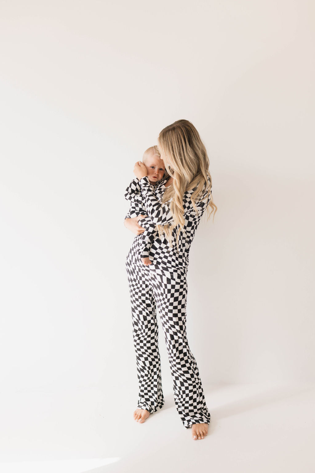 Women's Bamboo Pajama | Black & White Wavy Checkerboard
