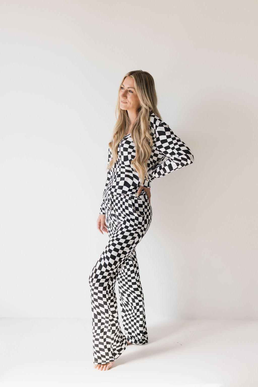 Women's Bamboo Pajama | Black & White Wavy Checkerboard