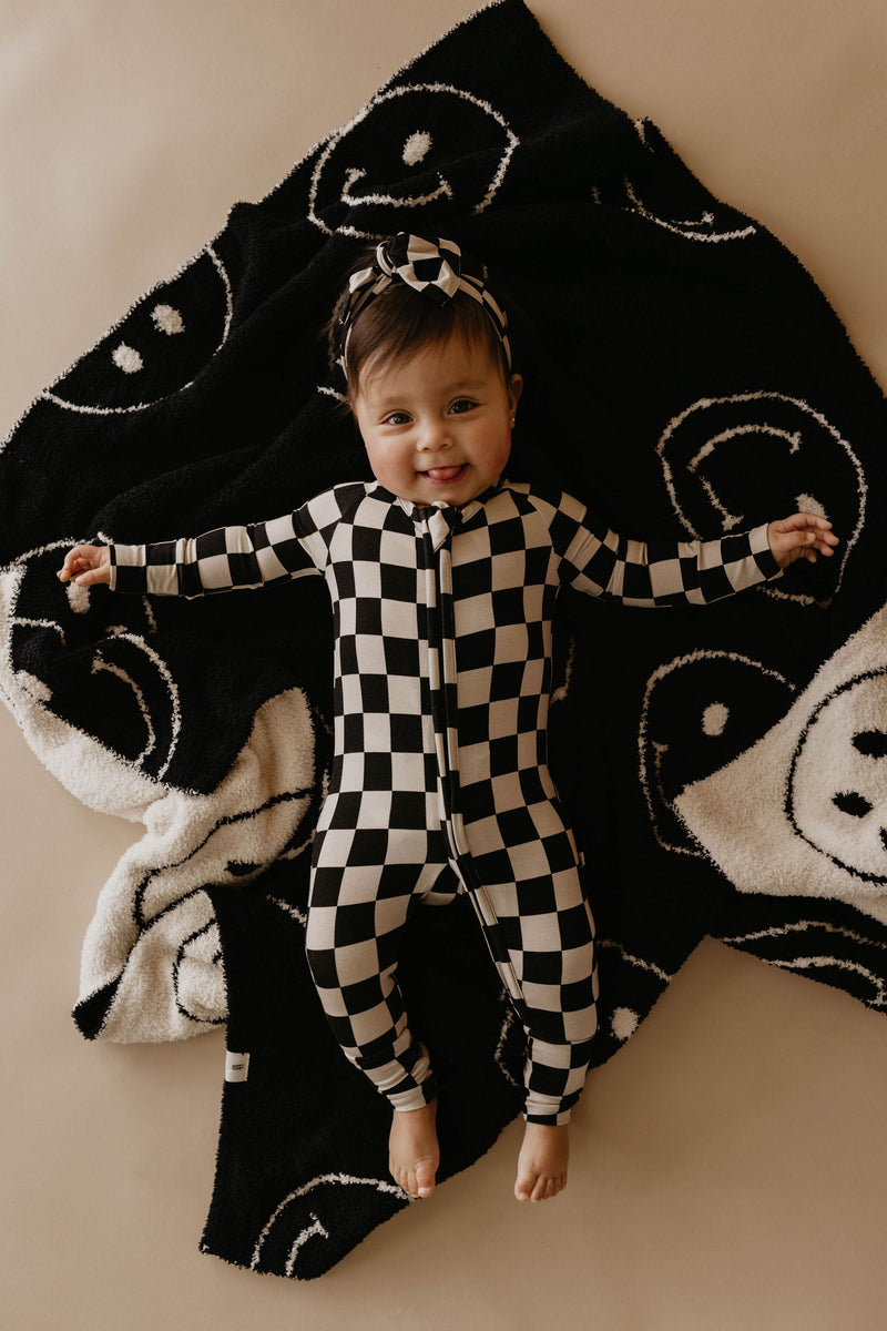 Just Smile Black & Ivory | Plush Blanket