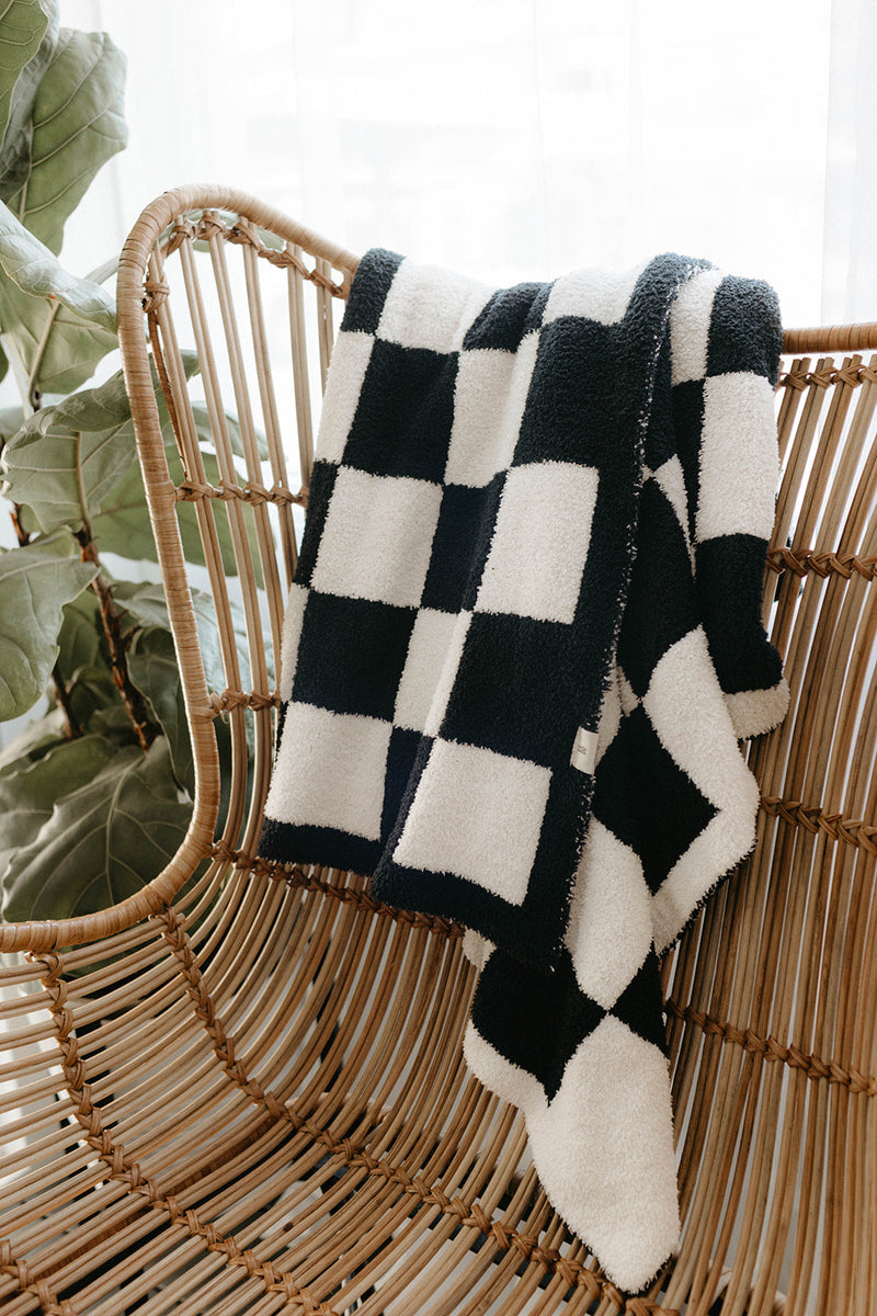 Black & Ivory Checkerboard | Plush Blanket