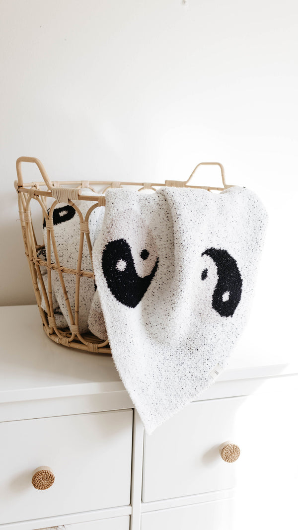 Black & White Yin Yang  | Plush Blanket