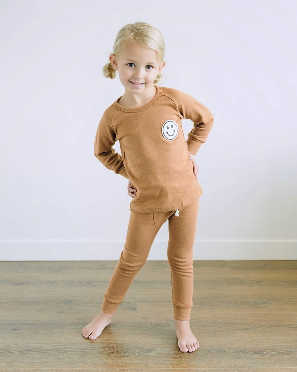Lounge Set | Smiley Brown